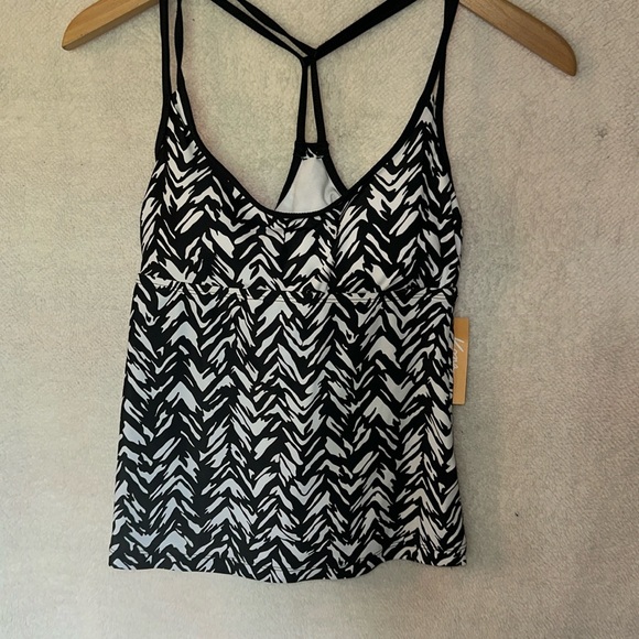 NWT tankini swim top - Picture 1 of 3